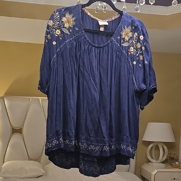Knox Rose Tops - Knox Rose Floral Embroidered Blouse in Deep Blue